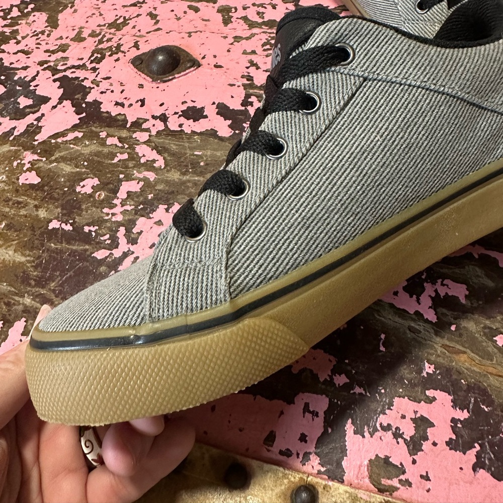 ETNIES grey and black youth boys sneakers sz 3 - Picture 3 of 7
